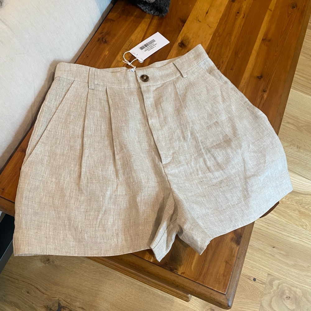 Reformation Mason Linen shorts size 4
